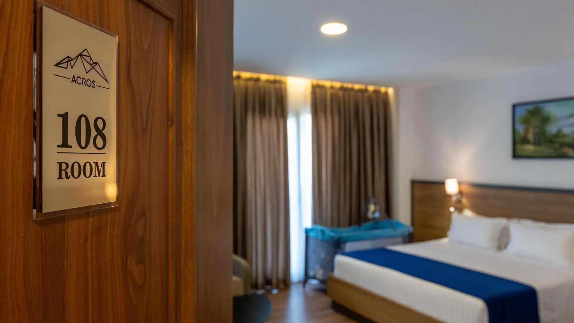 Acros Resort Vlorë 0*,  Αλβανία